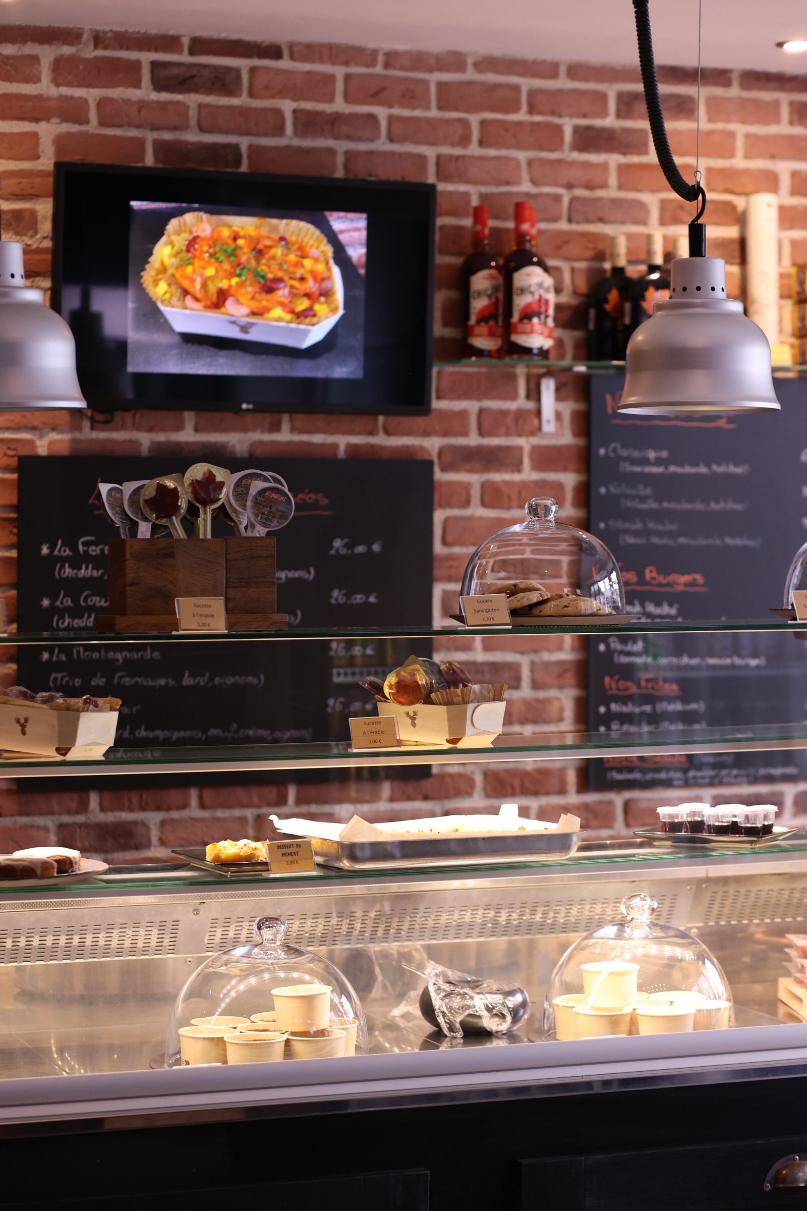33-Comptoir a poutine-Digital CHR-Charlotte DEFARGES